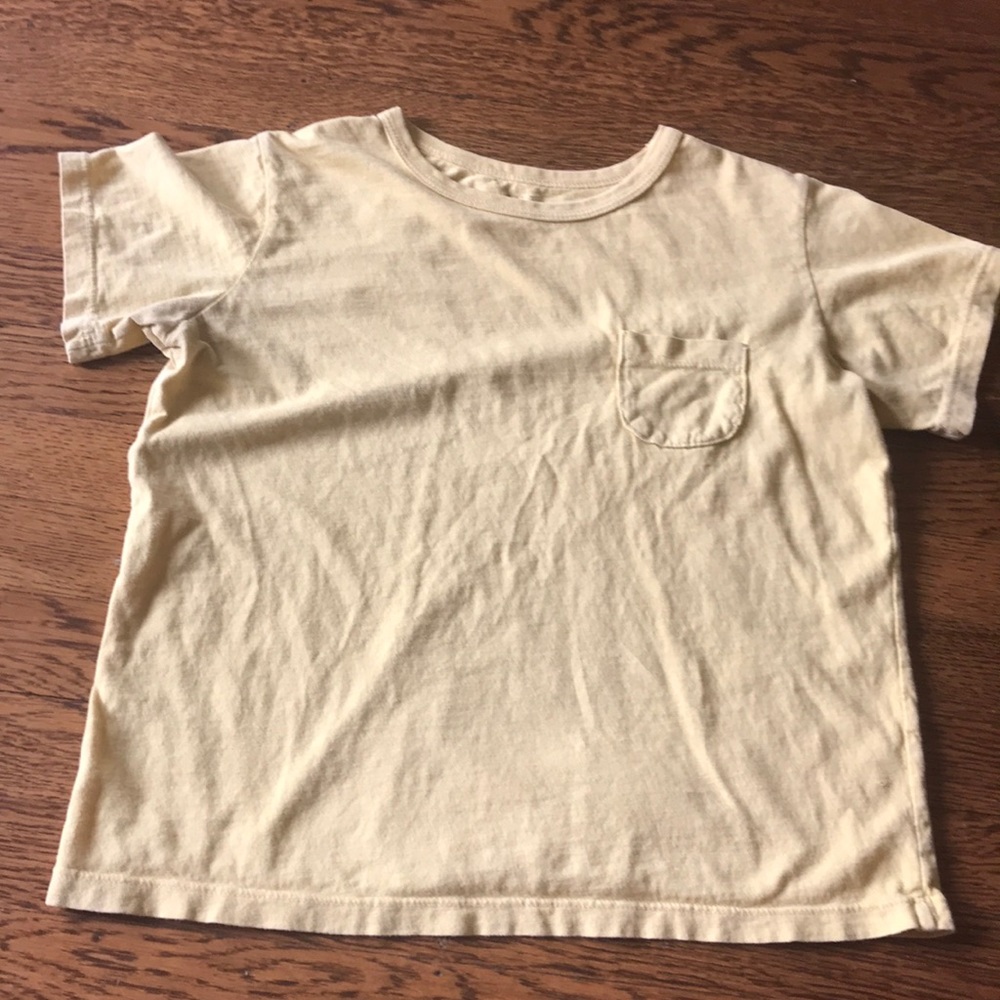 yellow t-shirt